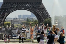 Paris tráng lệ vẫn là điểm đến du lịch hàng đầu thế giới