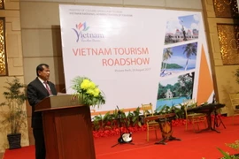 Bộ trưởng Bộ Du lịch Campuchia Thong Khon phát biểu tại chương trình. (Ảnh: Danh Chanh Đa/TTXVN)