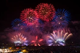 [Photo] Tưng bừng liên hoan pháo hoa quốc tế lần thứ 14
