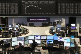 Sàn giao dịch chứng khoán Frankfurt, Đức, ngày 26/2. (Nguồn: AFP/TTXVN)