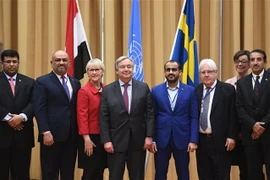 Đại diện các bên tại vòng hòa đàm Yemen ở Rimbo, phía bắc Stockholm, Thụy Điển ngày 13/12. (Nguồn: AFP/TTXVN) 