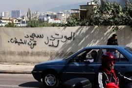 Đường phố ở khu vực ngoại ô phía Nam của thủ đô Beirut ngày 26/2. (Nguồn: AFP/TTXVN)