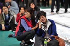 Đắm phà ở Hàn Quốc: Nạn nhân gửi tin nhắn cho người thân?