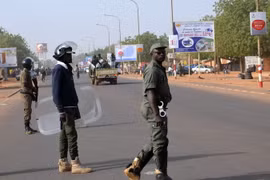Cảnh sát Niger tuần tra tại Niamey. (Nguồn: AFP/TTXVN)