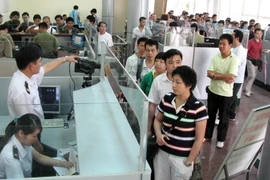 Cửa khẩu Móng Cái. (Ảnh: Minh Đông/TTXVN)