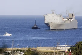 Tàu Mỹ tham gia tiêu hủy vũ khí hóa học của Syria. (Nguồn: AFP/TTXVN)