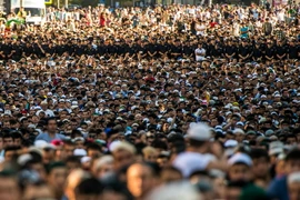 [Photo] Người Hồi giáo khắp thế giới kỷ niệm lễ Eid al-Fitr