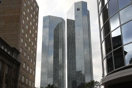 Trụ sở ngân hàng Deutsche Bank tại Frankfurt ngày 26/9/2016. (Nguồn: AFP/TTXVN)