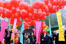 Đêm thơ quốc tế Hạ Long: Lan tỏa thi ca vì một thế giới hòa bình