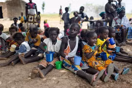Trẻ em Mali đối mặt với bạo lực và bị bắt tham chiến. (Nguồn: AFP/TTXVN) 