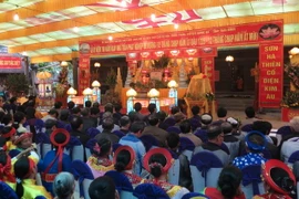 Quang cảnh Lễ kỷ niệm 790 năm Ngày nhà Trần phát nghiệp Đế vương tại đền Trần-Thái Bình. (Ảnh: Xuân Tiến/TTXVN)
