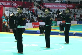 [Photo] Cận cảnh màn biểu diễn giành HCB của đội nam Pencak Silat