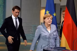Thủ tướng Áo Sebastian Kurz và Thủ tướng Đức Angela Merkel. (Nguồn: Getty)