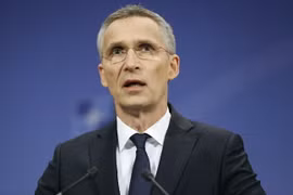 Tổng Thư ký NATO Jens Stoltenberg trong cuộc họp báo ở Brussels, Bỉ ngày 25/5. (Nguồn: THX/TTXVN)