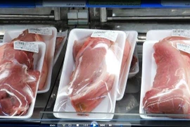 Dịch tả lợn châu Phi tại Việt Nam đã khiến đàn lợn suy giảm mạnh, giá thịt lợn tăng cao. (Nguồn: TTXVN) 