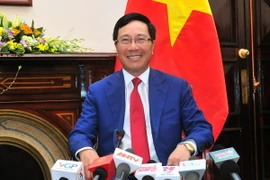 Phó Thủ tướng Chính phủ, Bộ trưởng Ngoại giao Phạm Bình Minh trả lời phỏng vấn. (Ảnh: Nguyễn Khang/TTXVN)