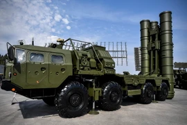 Hệ thống tên lửa S-400 được trưng bày tại Kubinka, ngoại ô Moskva ngày 22/8/2017. (Nguồn: AFP/TTXVN)