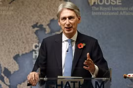 Bộ trưởng Tài chính Anh Philip Hammond trong một hội nghị ở thủ đô London. (Nguồn: AP/TTXVN)