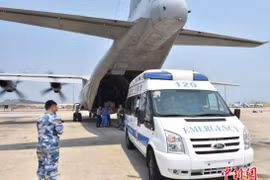 Ảnh chụp vệ tinh Đá Chữ Thập thuộc quần đảo Trường Sa của Việt Nam mà phía Trung Quốc chiếm đóng, xây dựng trái phép đường băng và cho máy bay hạ cánh. (Nguồn: CSIS)