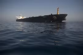 Tàu chở dầu Grace 1 của Iran ở ngoài khơi bờ biển Gibraltar ngày 15/8/2019. (Nguồn: AFP/TTXVN) 