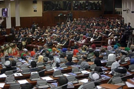 Tổng thống Afghanistan Mohammad Ashraf Ghani kêu gọi các nghị sỹ tham gia tiến trình hòa đàm với lực lượng Taliban. (Nguồn: AFP/TTXVN) 
