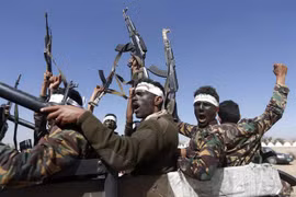 Các tay súng Houthi. (Nguồn: AFP/TTXVN) 