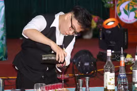 Thí sinh Nguyễn Đức Cường, đến từ Hà Nội, tại cuộc thi. (Ảnh: Nguyễn Chiến/TTXVN) 