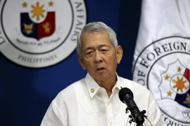 Ngoại trưởng Philippines Perfecto Yasay trong cuộc họp báo ở Manila ngày 12/7. (EPA/TTXVN)
