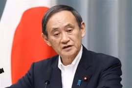 Chánh Văn phòng Nội các Nhật Bản Yoshihide Suga phát biểu tại cuộc họp báo ở Tokyo ngày 27/6/2019. (Nguồn: Kyodo/TTXVN) 