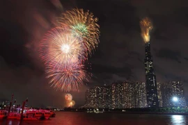 Hình ảnh Thành phố Hồ Chí Minh bắn pháo hoa chào mừng Quốc khánh 2/9