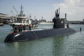 Hàn Quốc bàn giao tàu ngầm KRI Nagapasa 403 cho Indonesia ngày 28/8. (Nguồn: AFP/TTXVN)