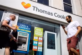 Một cửa hàng của Thomas Cook ở London, Anh. (Nguồn: AFP/TTXVN) 