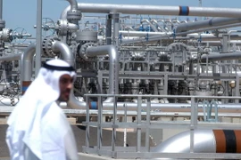 Một cơ sở lọc dầu ở Al-Rawdhatain, Kuwait. (Nguồn: AFP/TTXVN) 