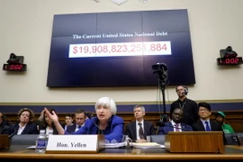 Chủ tịch Ngân hàng Dự trữ Liên bang Mỹ (Fed) Janet Yellen (giữa). (Nguồn: AFP/TTXVN)