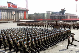 Lễ duyệt binh của lực lượng vũ trang Triều Tiên. (Nguồn: Business Insider/TTXVN)