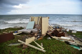 Nhà cửa bị phá hủy sau bão Maria tại Yabucoa, Puerto Rico ngày 28/9. (Nguồn: AFP/TTXVN)