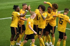 Niềm vui của các cầu thủ Bỉ sau khi Batshuayi ghi bàn thắng. (Nguồn: THX/TTXVN)