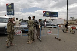 Lực lượng an ninh Yemen gác tại Sanaa. (Nguồn: AFP/TTXVN)