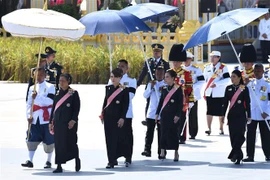 Công chúa Thái Lan Ubolratana (thứ 2, trái) tại lễ tang Nhà Vua Bhumibol Adulyadej ở Bangkok ngày 27/10/2017. (Nguồn: AFP/TTXVN) 