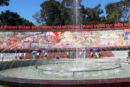 Bức tranh hoành tráng Trung ương cục miền Nam. (Ảnh: Lê Đức Hoảnh/TTXVN)