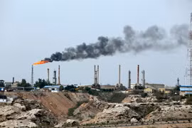 Một cơ sở lọc dầu trên đảo Khark của Iran ở ngoài khơi vùng Vịnh. (Nguồn: AFP/TTXVN)
