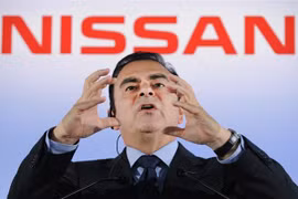 Ông Carlos Ghosn, khi giữ chức Chủ tịch Nissan, phát biểu trong cuộc họp báo tại Yokohama, Nhật Bản, ngày 11/5/2012. (Nguồn: AFP/TTXVN) 
