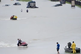 Ngập lụt do bão tại Houston ngày 29/8. (Nguồn: AFP/TTXVN)