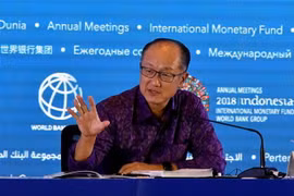Chủ tịch Ngân hàng Thế giới (WB) Jim Yong Kim phát biểu khai mạc Hội nghị thường niên IMF-WB ở Bali, Indonesia ngày 11/10. (Nguồn: AFP/TTXVN) 