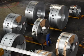 Thép được sản xuất tại nhà máy ở Salzgitter, Đức. (Nguồn: AFP/TTXVN)