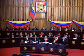 Toàn cảnh một phiên họp của Tòa án Công lý tối cao Venezuela ở Caracas. (Nguồn: AFP/TTXVN) 