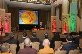 Tổng Bí thư Nguyễn Phú Trọng gặp gỡ đại diện cộng đồng người Việt và lưu học sinh tại Hoa Kỳ. (Ảnh: Trí Dũng/TTXVN)