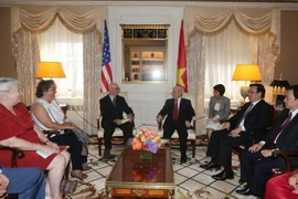 Tổng Bí thư Nguyễn Phú Trọng tiếp đại diện lãnh đạo Đảng Cộng sản Mỹ. (Ảnh: Trí Dũng/TTXVN) 
