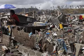 Cảnh hoang tàn tại Philippines sau lũ lụt. (Nguồn: skynews.com.au)