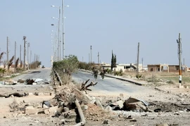 Cảnh đổ nát sau các cuộc giao tranh giữa quân đội Chính phủ và phiến quân tại Aleppo. (Nguồn: AFP/TTXVN)